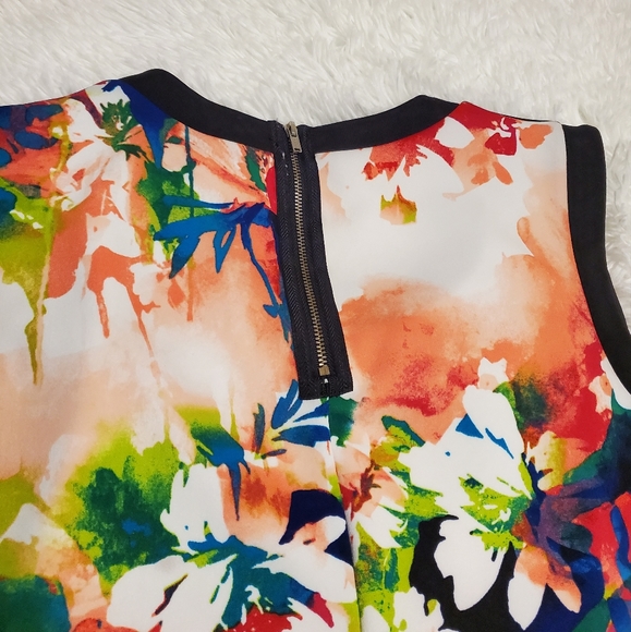 Worthington Graphic Floral Tank L - Picture 7 of 7